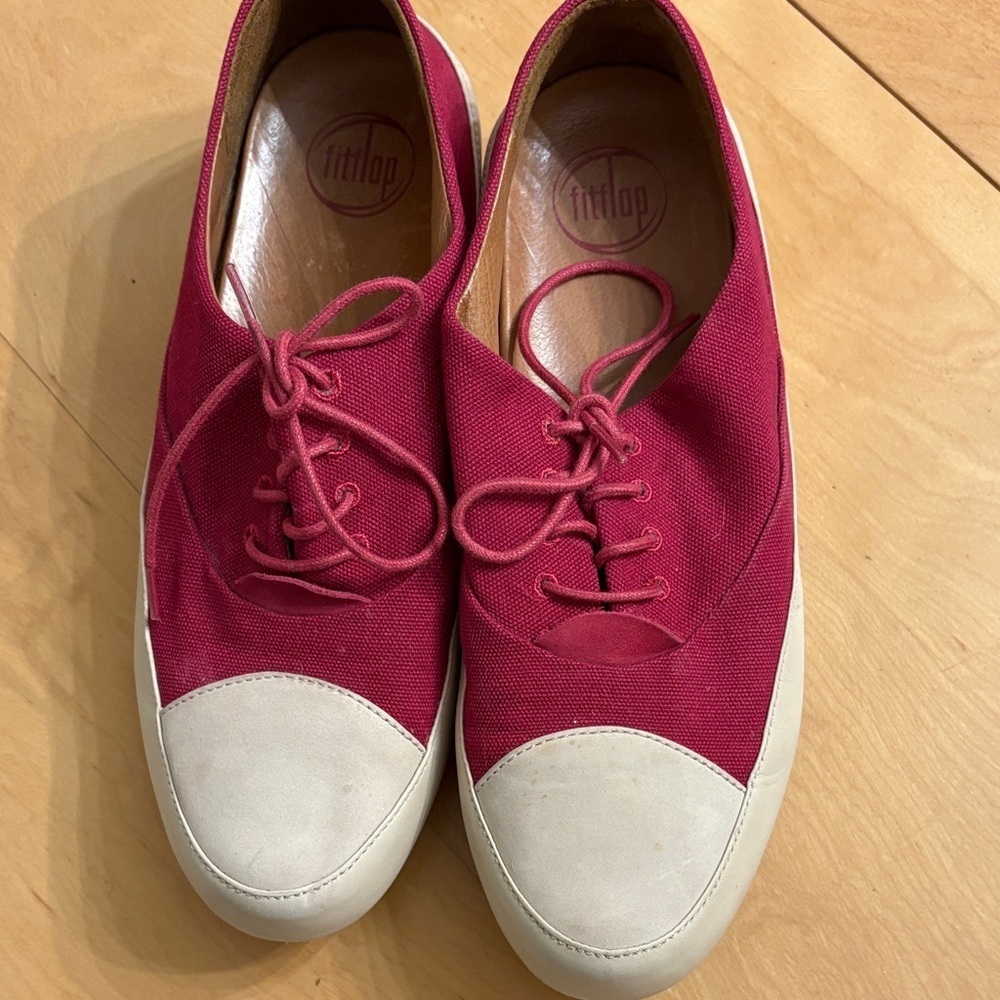 FitFlop Women's Pink and Cream Sneakers. size 39EU/US8
